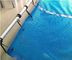500 Um 방수 겨울 수영장은 Inground 절연제 PE 파란 플라스틱 태양 수영장 덮개를 덮습니다